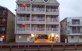 Atlantic Breeze Suites